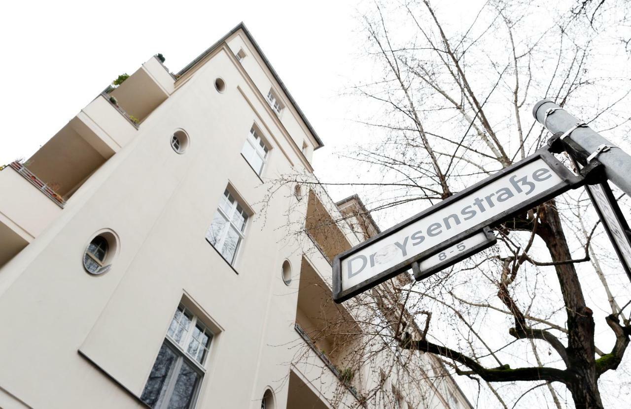 Droy By Rockchair Apartments L Superhost Status L 2 Bedroom Boxspringbeds Next To Center "Kurfuerstendamm" - Cozy Family & Business Flair Welcomes You! Berlin Kültér fotó